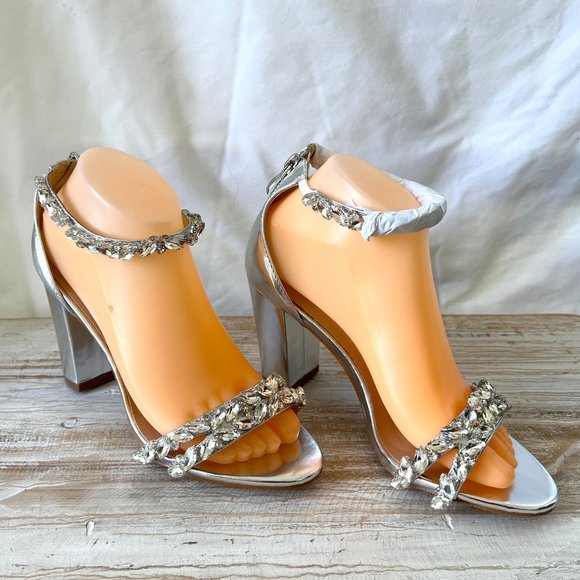 JJ’s House, Gemstone Lined Strapped Heels, Open Toed Sandals, Size 9 New! - Picture 4 of 11